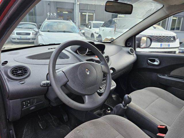 RENAULT Twingo 1.2 16V LEV Dynamique