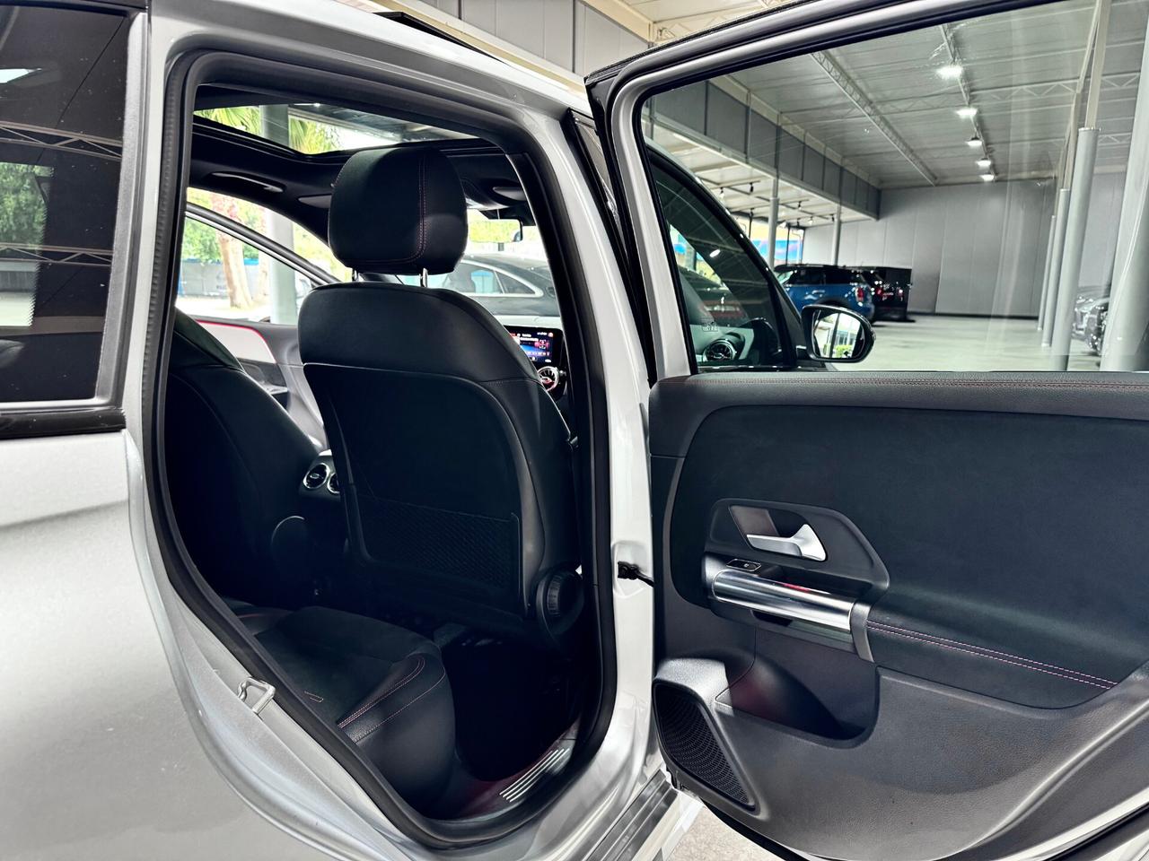 Mercedes-Benz B 200 d 150CV Premium AMG