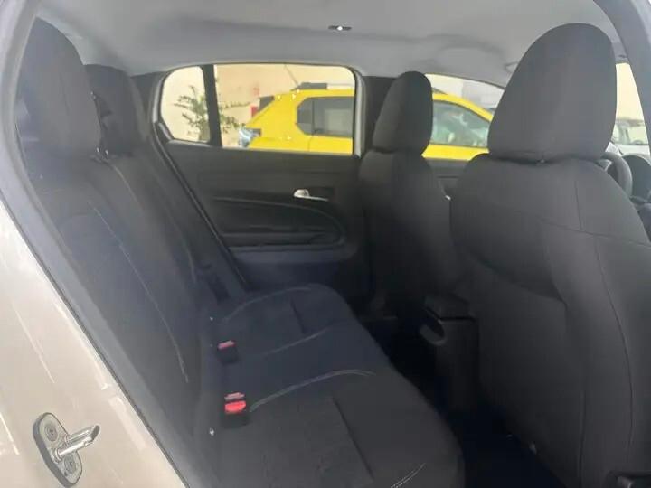 Fiat 600 Hybrid 110 CV DCT MHEV Business