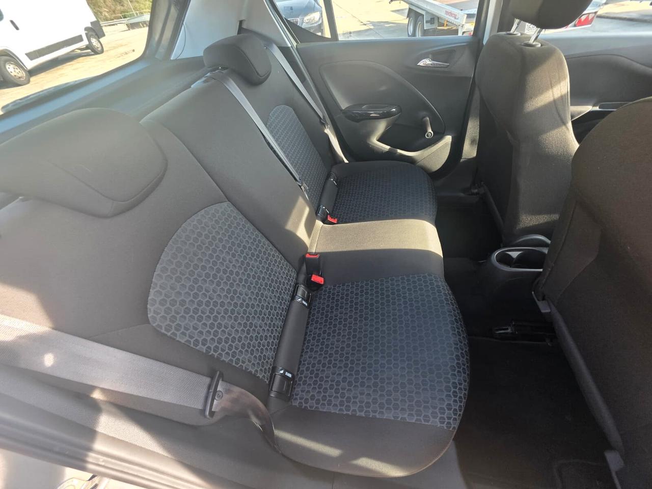 Opel Corsa 1.2 5 porte