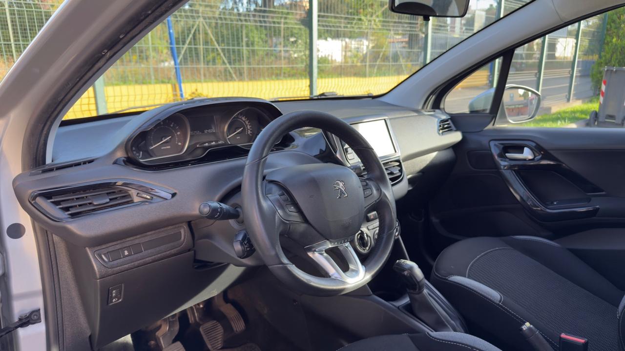 Peugeot 208 BlueHDi 75 5 porte Allure 2016
