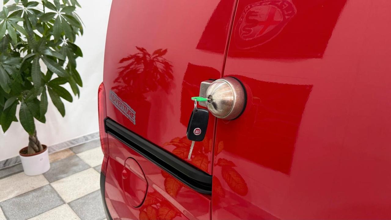 Fiat Fiorino 1.3 MJT 95CV Cargo Adventure