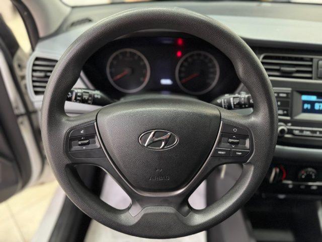 HYUNDAI i20 1.2 5 porte Connectline