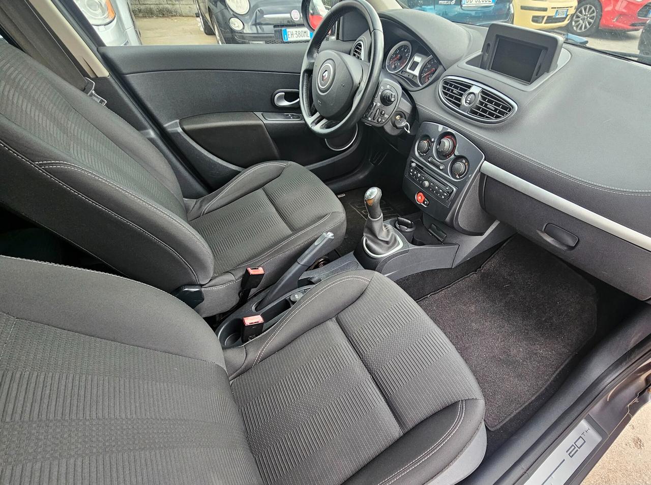 Renault Clio 1.2 16V SporTour GUIDABILE DA NEOPATENTATI
