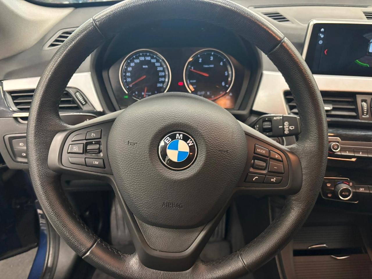 Bmw X1 sDrive18d xLine