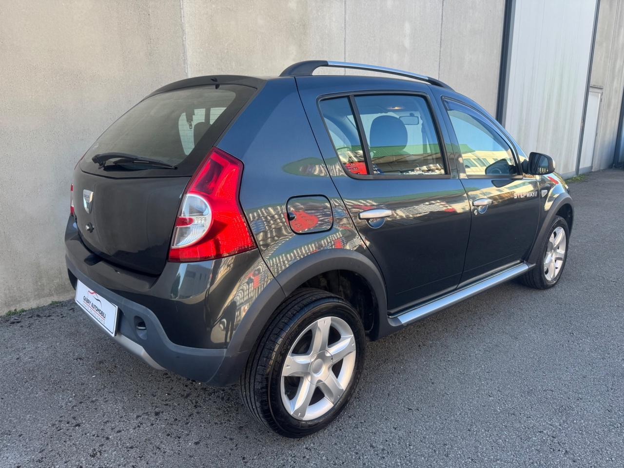 Dacia Sandero Stepway 1.6 90CV UNIRPO OK NEOP
