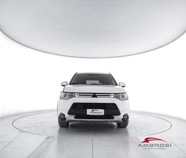 MITSUBISHI OUTLANDER 2.2 DI-D 4WD Instyle 7p. - PER OPERATORI DEL SETTO