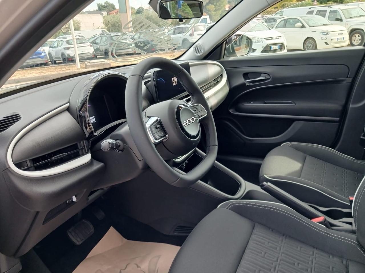 Fiat 600 Hybrid 110 CV DCT MHEV Business