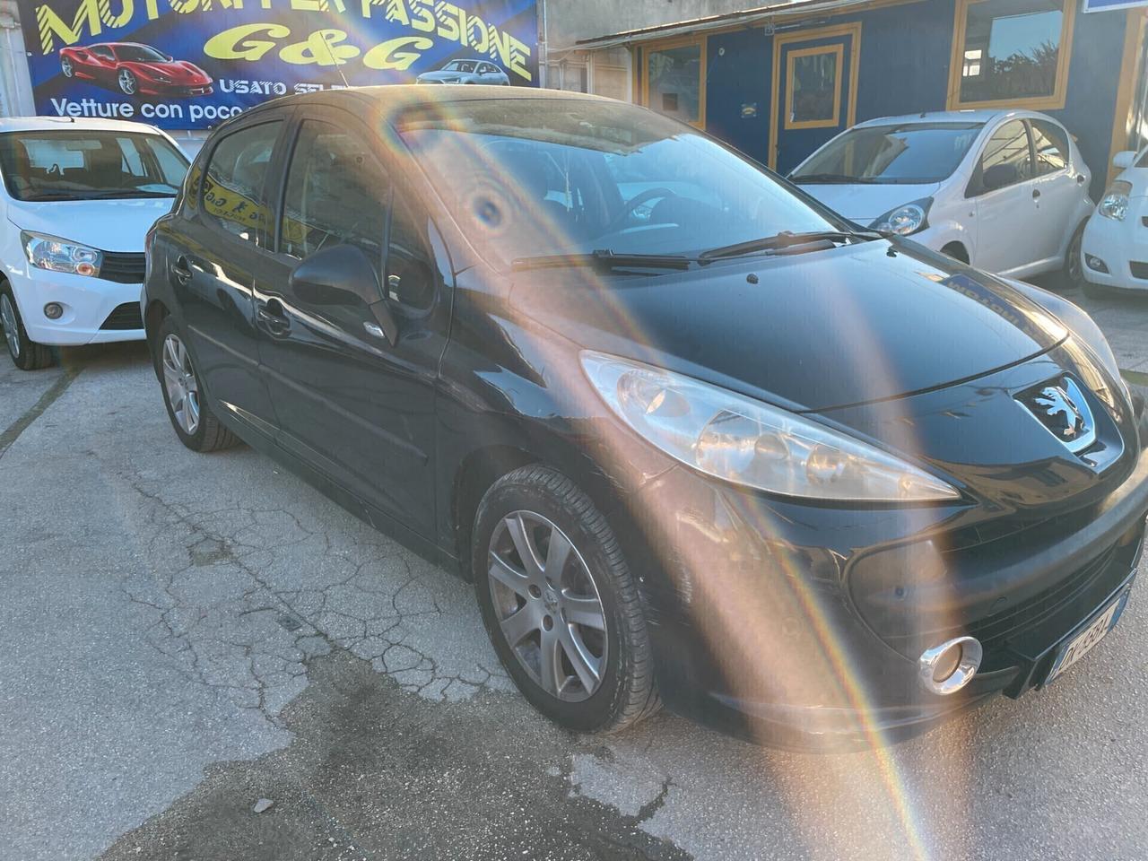 Peugeot 207 1.6 HDi 90CV 5p. XS