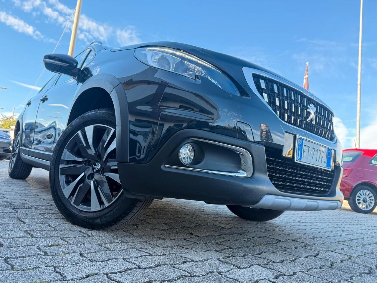 Peugeot 2008 PureTech 82 Allure + GPL - OK NEOPATENTATI