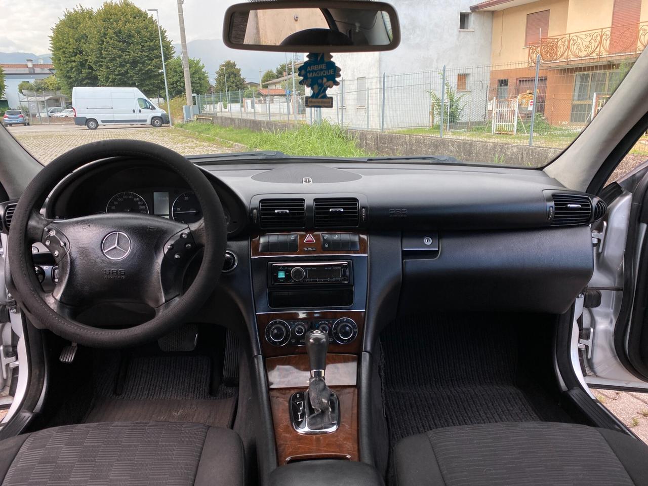Mercedes-benz C220 CDI Avantgarde Sport