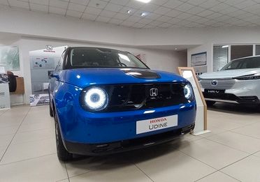 HONDA E ADVANCE 17
