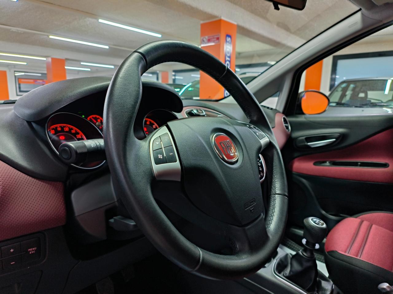 Fiat Punto Evo 1.4 5 porte Dynamic NUOVA!