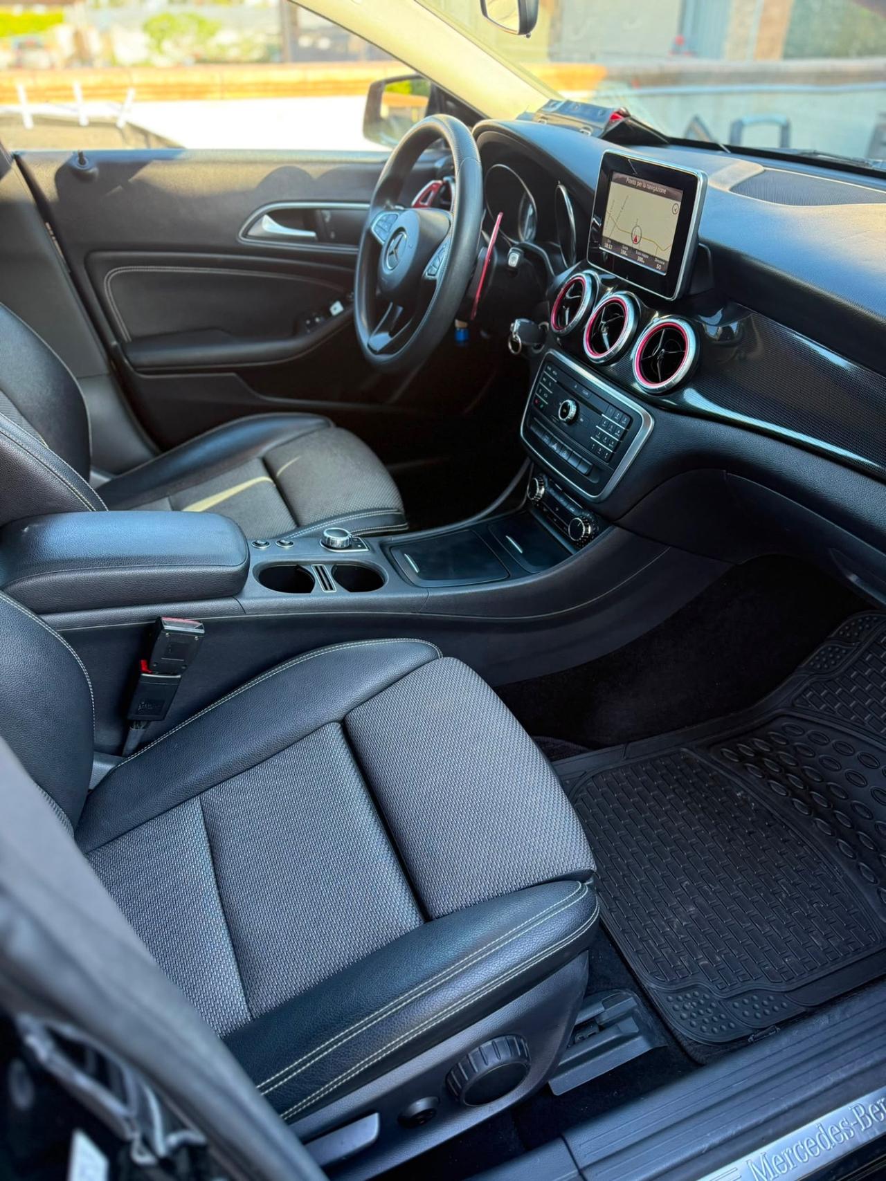 Mercedes-benz CLA 200 d Sport