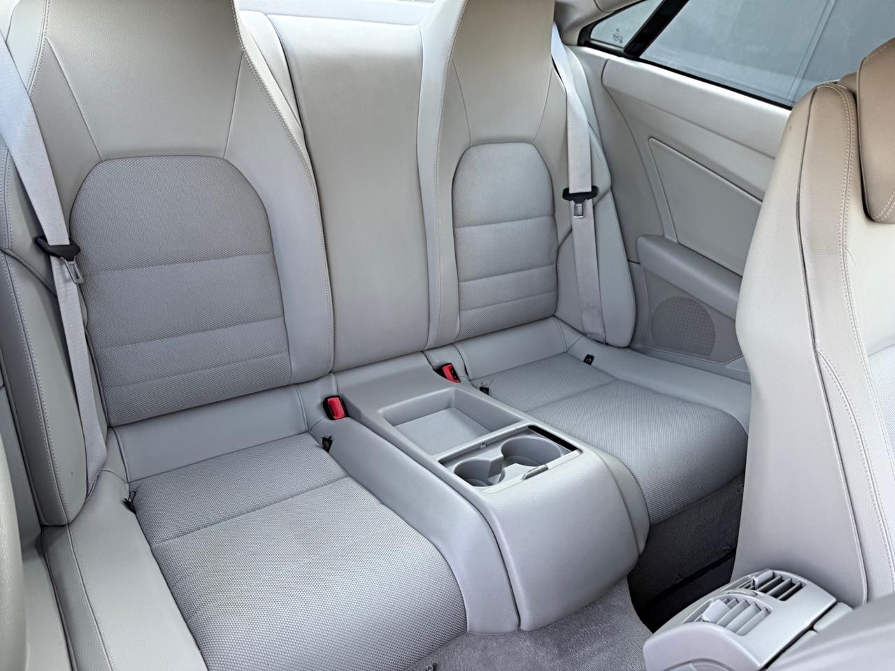Mercedes-benz E 220 E 220 CDI BlueEFFICIENCY Avantgarde AMG