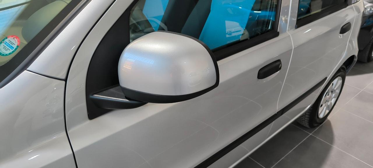 Fiat Panda 1.2 Dynamic 60cv benzina ok neopatentati