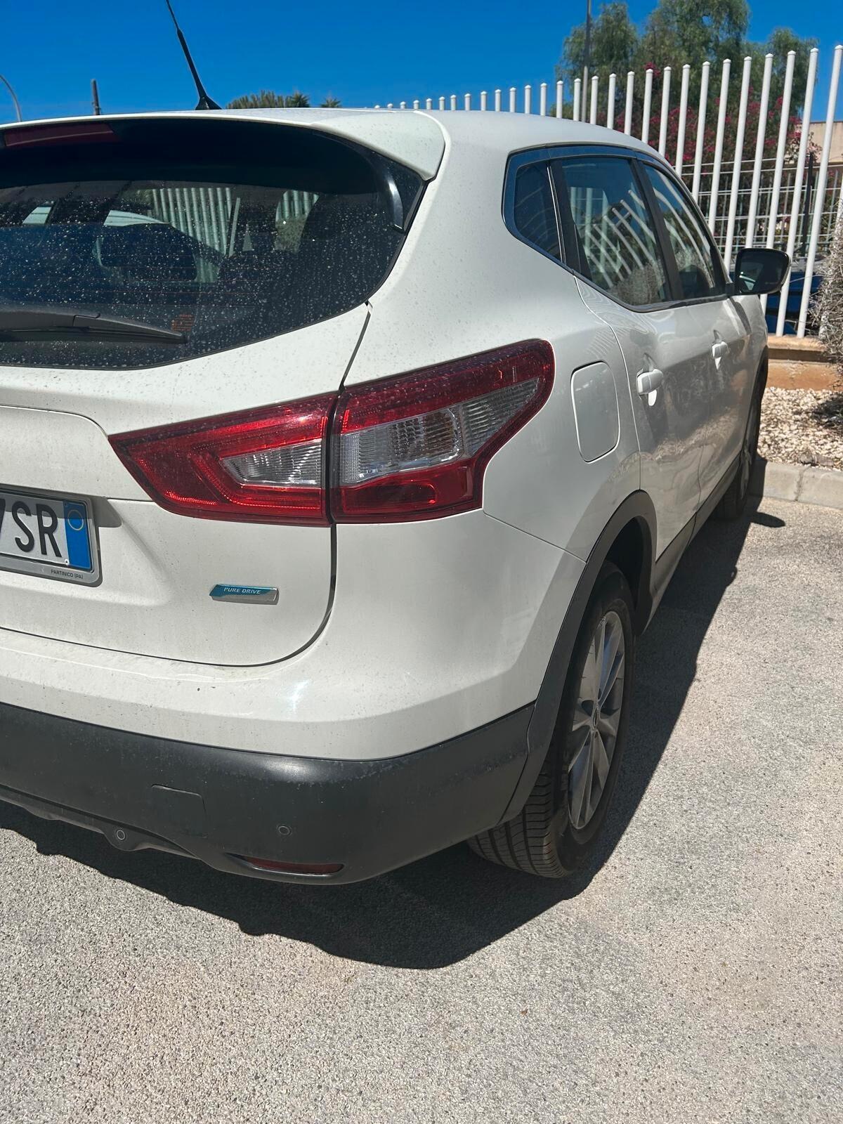 Nissan Qashqai 1.5 dCi Visia