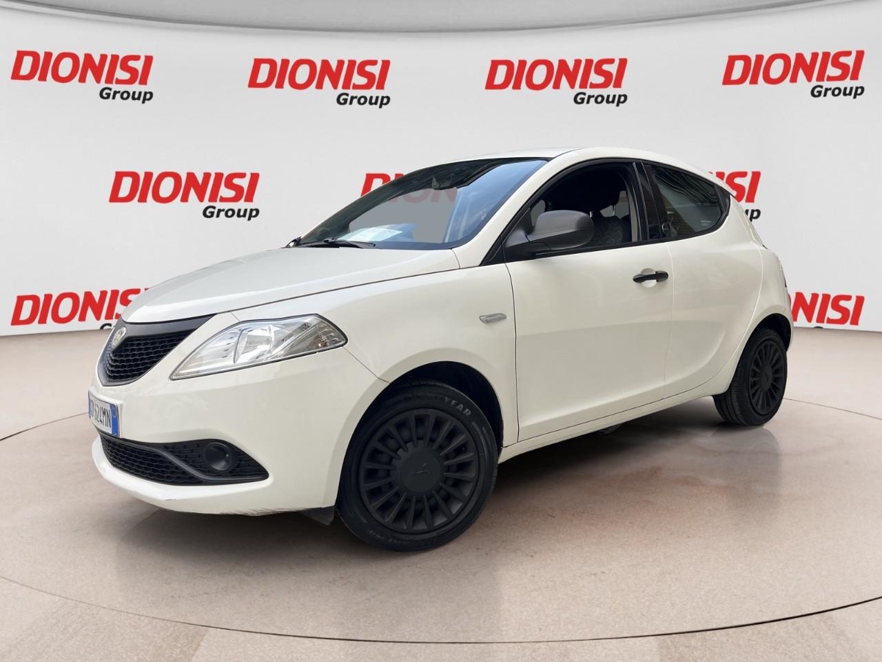 Lancia Ypsilon 5 Porte Ypsilon 1.0 firefly hybrid 70cv