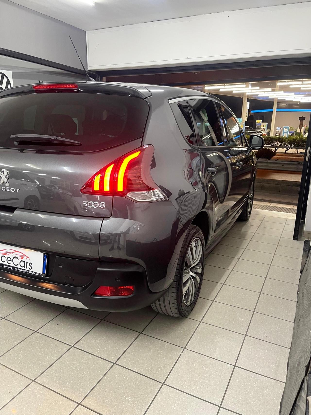 Peugeot 3008 BlueHDi 120 S&S Business