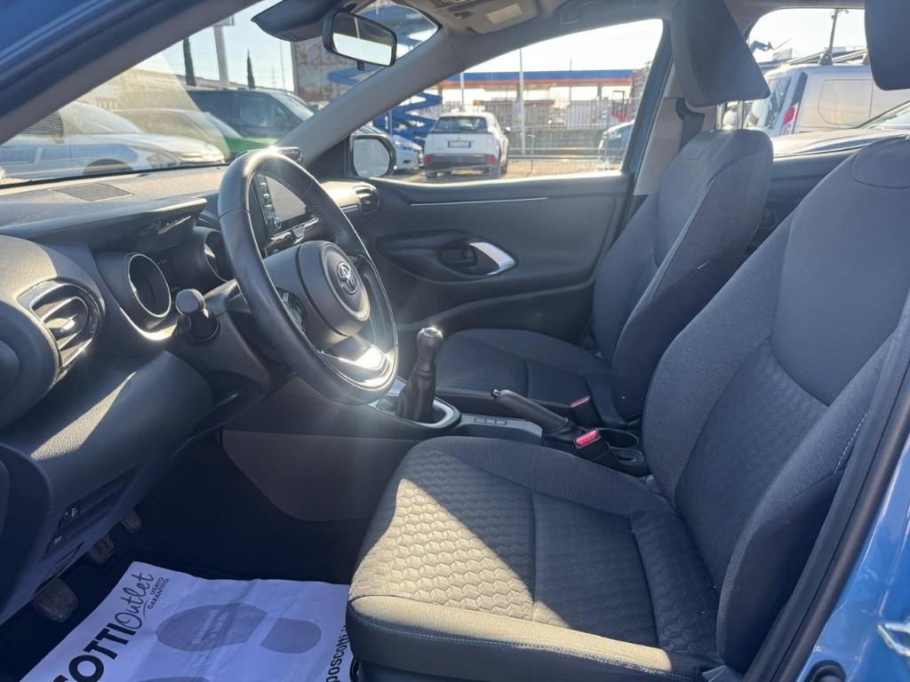 TOYOTA Yaris IV 2020 - Yaris 1.0 Trend