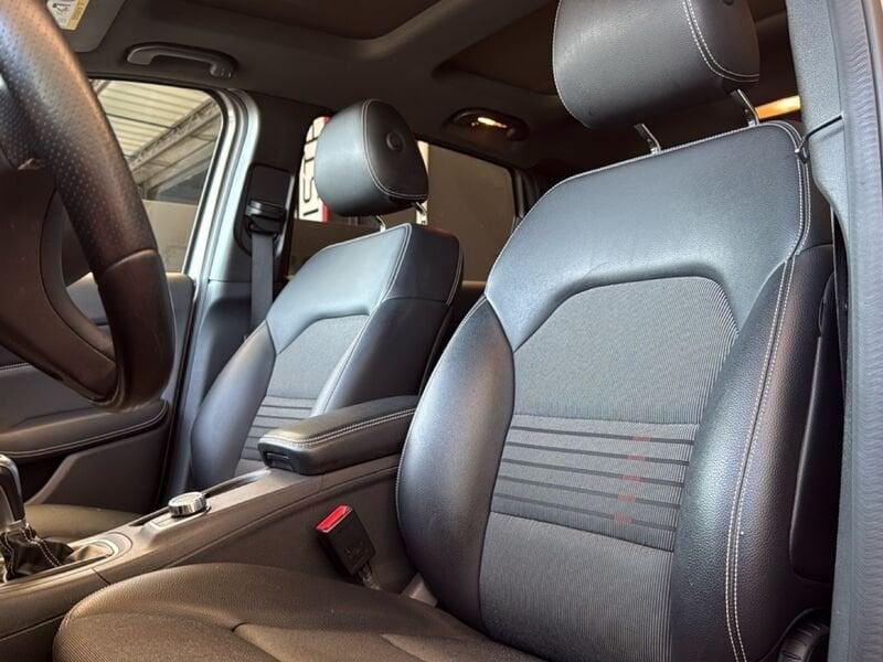 Mercedes-Benz Classe B B 180 d Premium