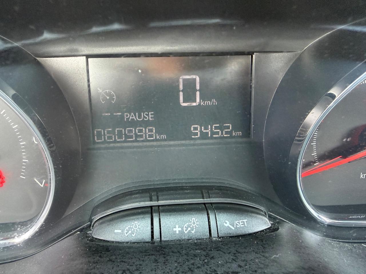 Peugeot 208 1.2 VTi 82 CV 5 porte Active ”60000KM”