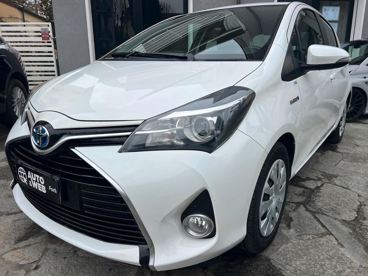 TOYOTA YARIS 1.5 HYBRID STYLE 5P NEOPATENTATI