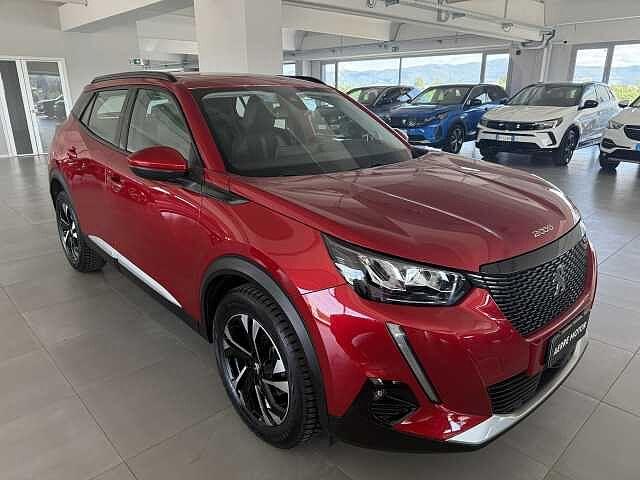 Peugeot 2008 1.2 PureTech 100 CV Allure