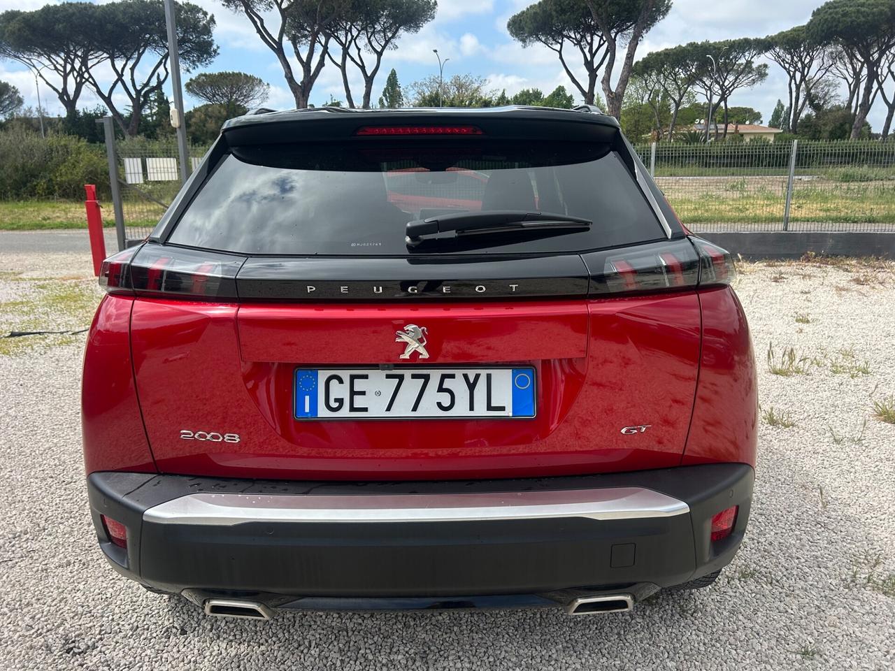 Peugeot 2008 PureTech 130 S&S EAT8 GT