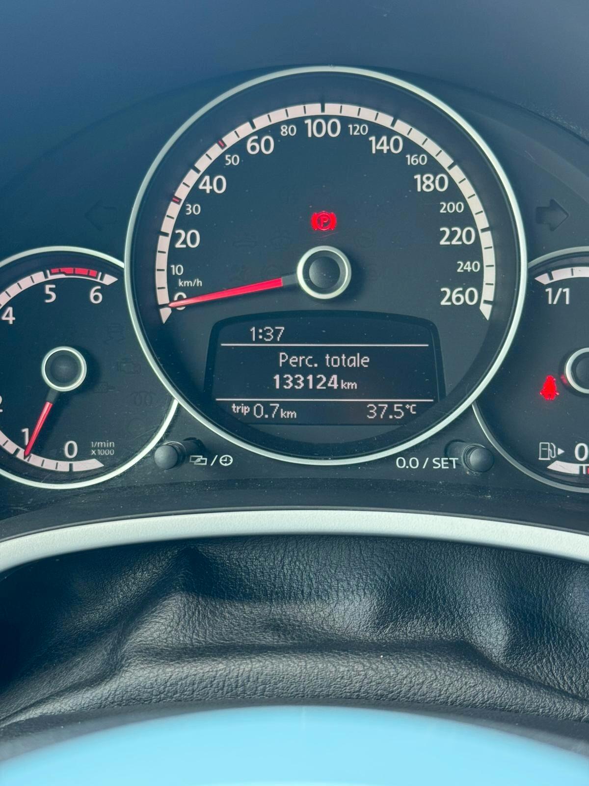 Volkswagen Maggiolino Cabrio 1.6 TDI Design BlueMotion Technology