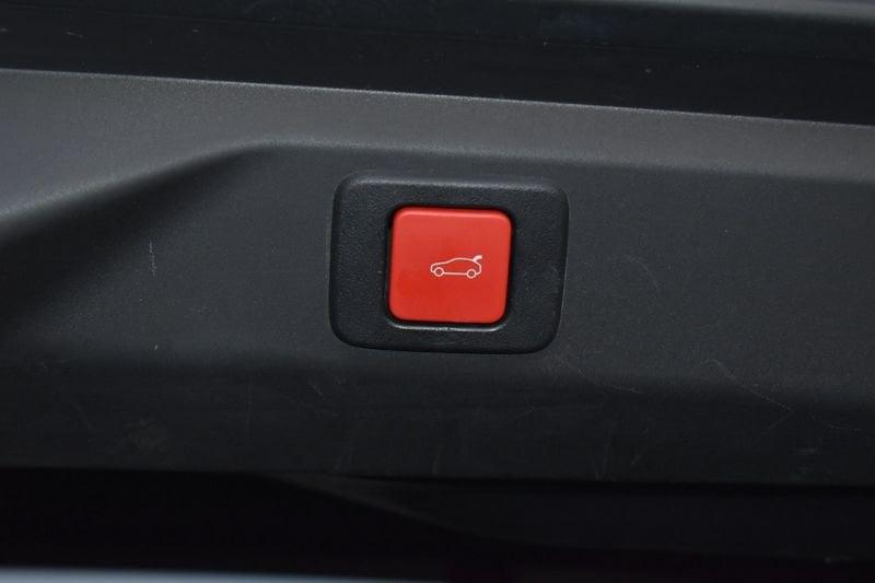 Peugeot 3008 Hybrid 145 Allure e-DCS 6