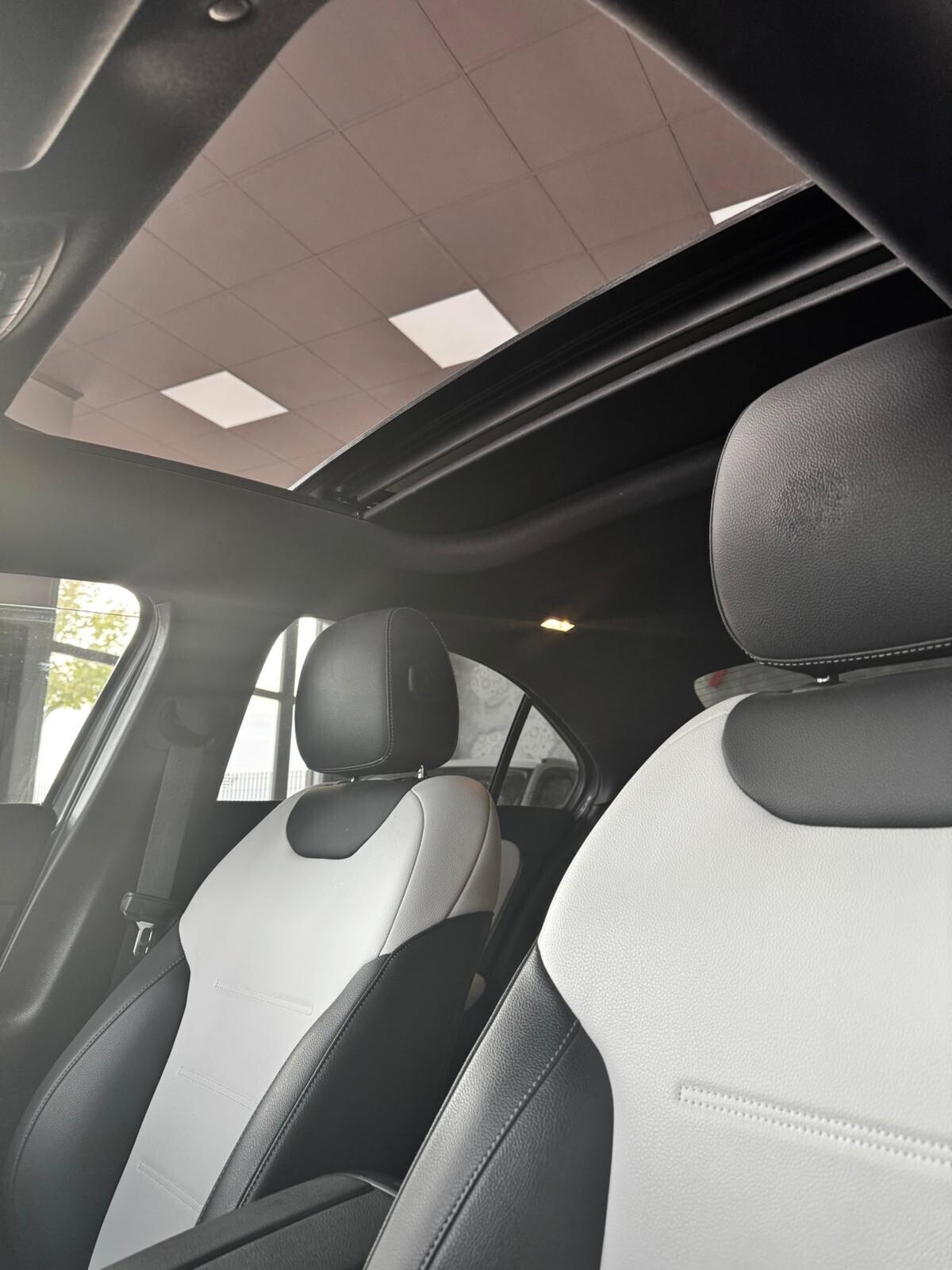 MERCEDES A 180CDI SEDAN AT8 PREMIUM TETTO APRIBILE