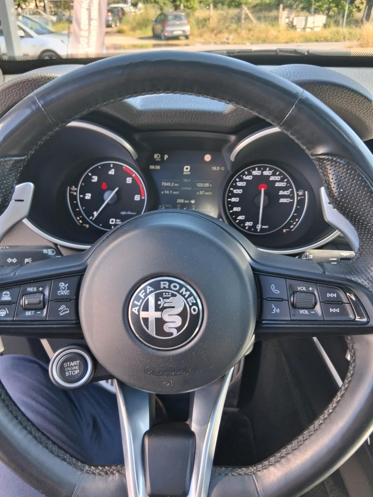 Alfa Romeo Stelvio 2.2 Turbodiesel 210 CV AT8 Q4 Veloce Tì