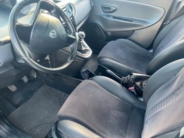 OTTIMA Ypsilon Lancia 1.2 Benz/GPL Casa Madre