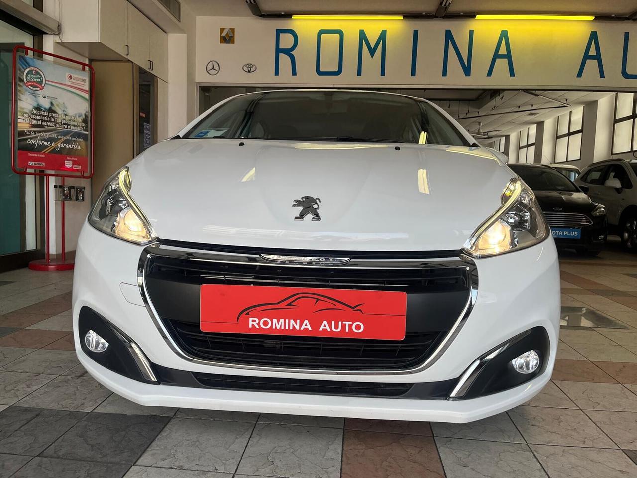 Peugeot 208 PureTech 82 5 porte Allure