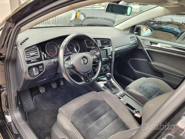 VOLKSWAGEN GOLF 1.6 TDI 110CV HIGHLINE