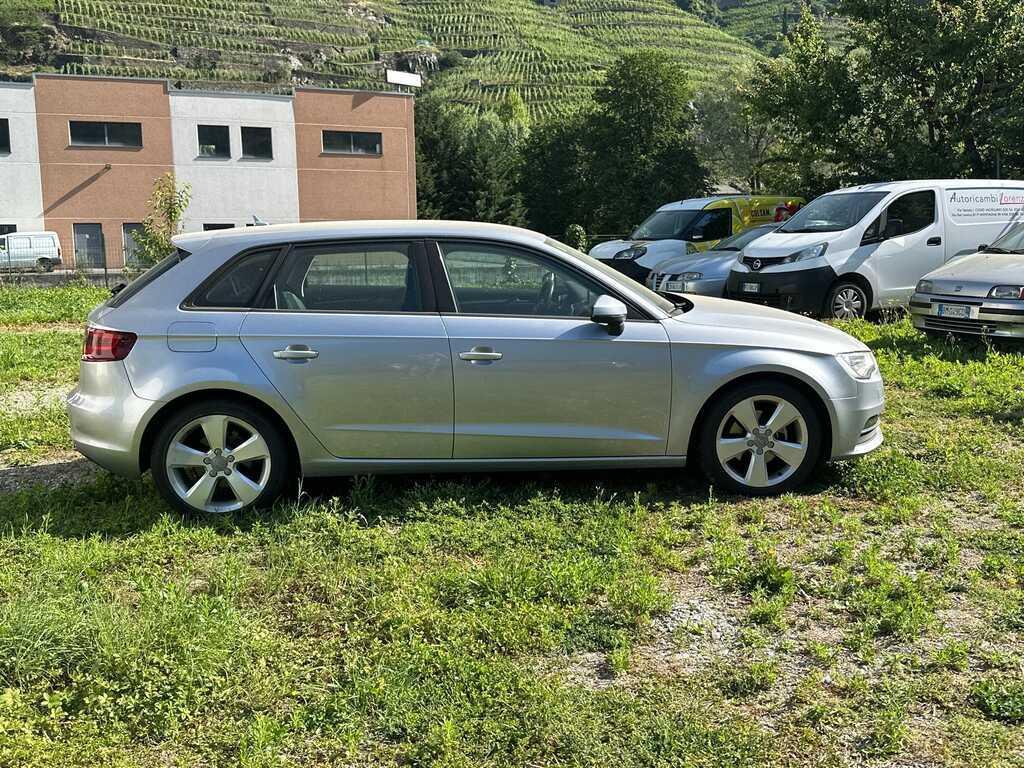 Audi A3 Sportback 1.6 tdi Ambition 110cv s-tronic E6