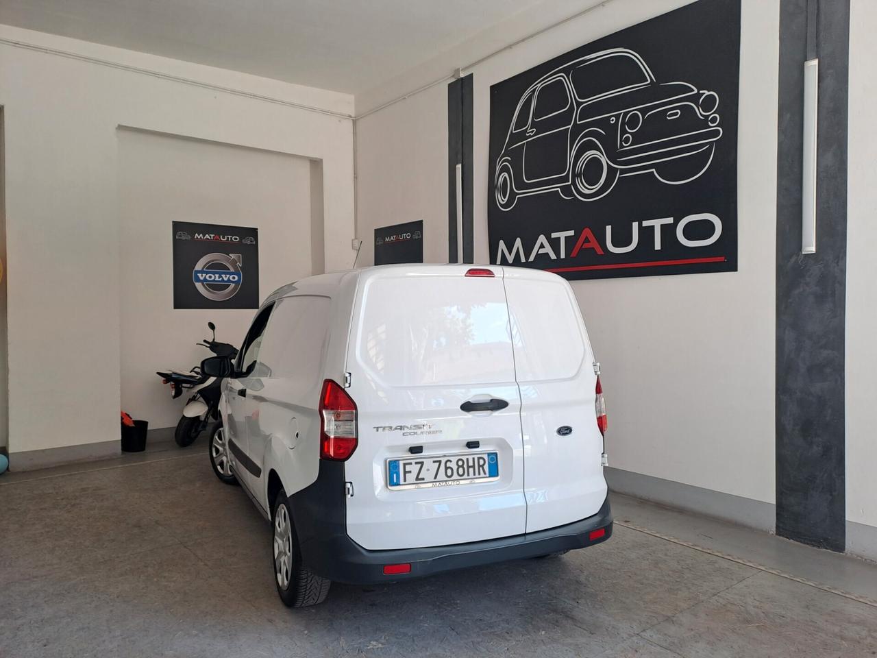 FORD TRANSIT COURIER