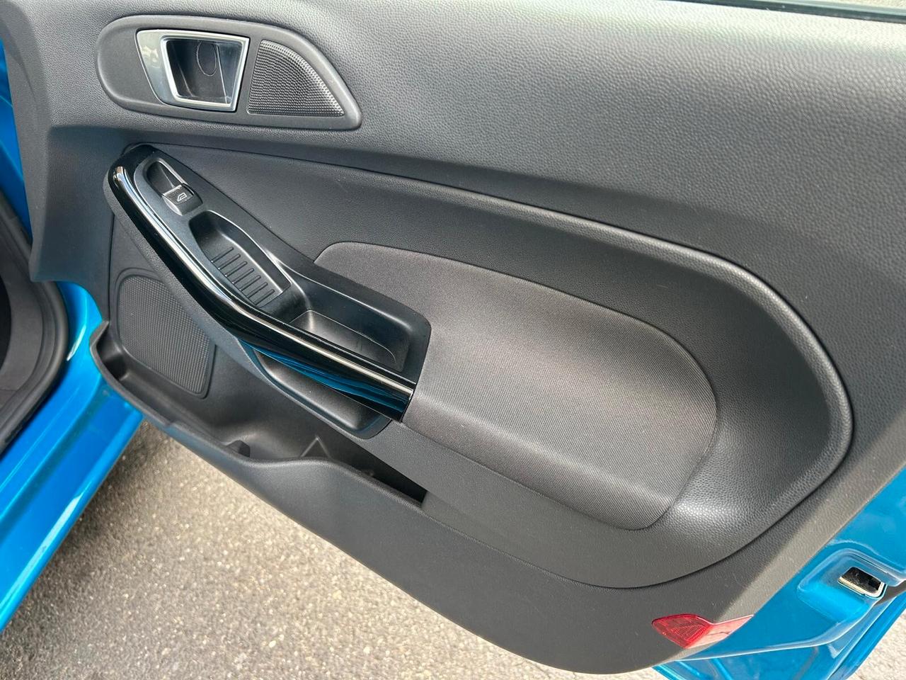 Ford Fiesta 1.5 TDCi 75 CV – IDEALE PER NEOPATENTATI 74.152 KM GARANZIA 12 MESI!