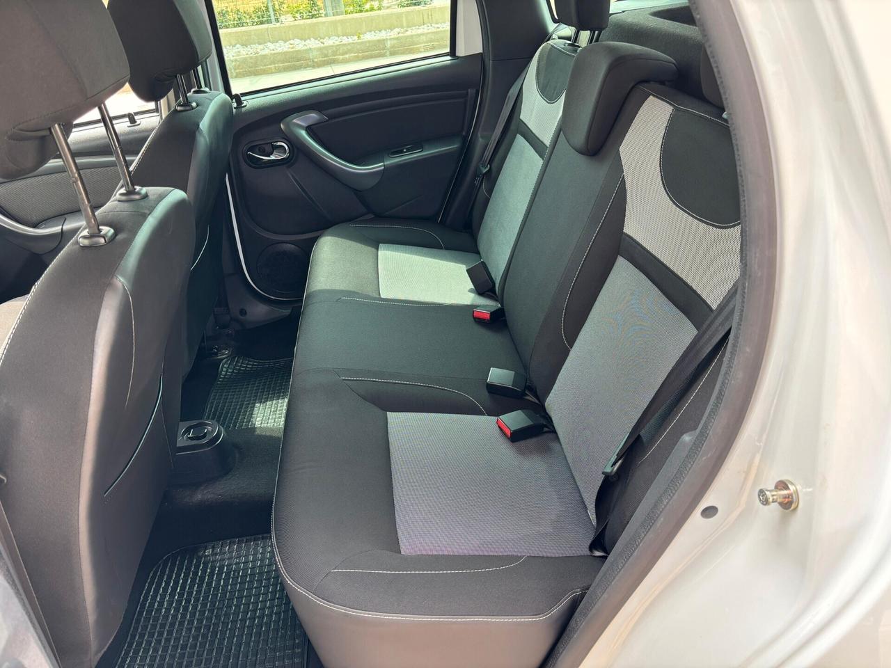 Dacia Duster 1.5 dci limited edition ok neopatentati