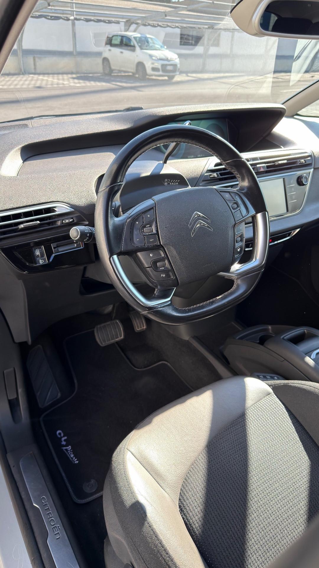 Citroen C4 Picasso BlueHDi 120 S&S Exclusive full