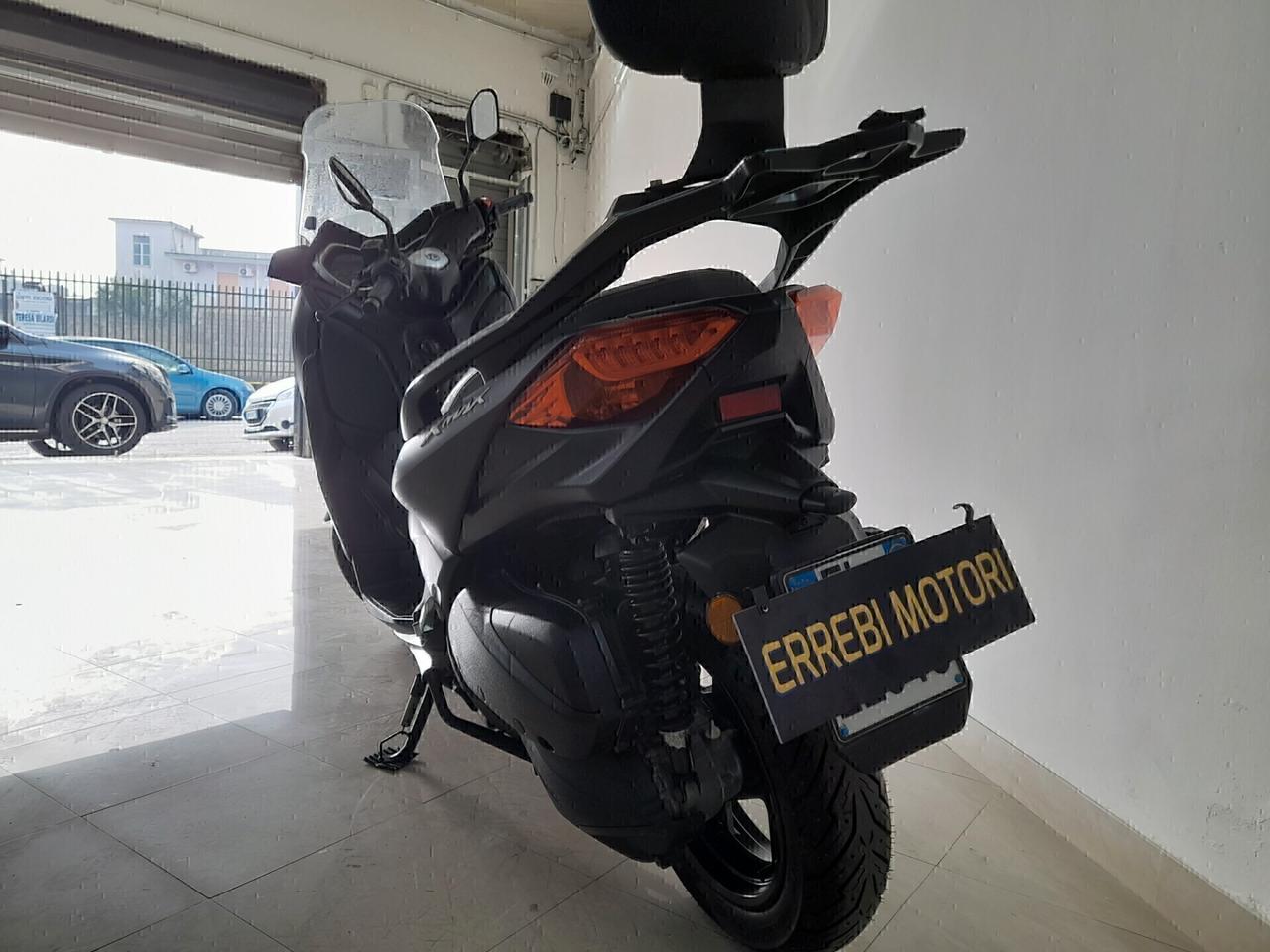 X-Max 300 GARANTITO 12 MESI
