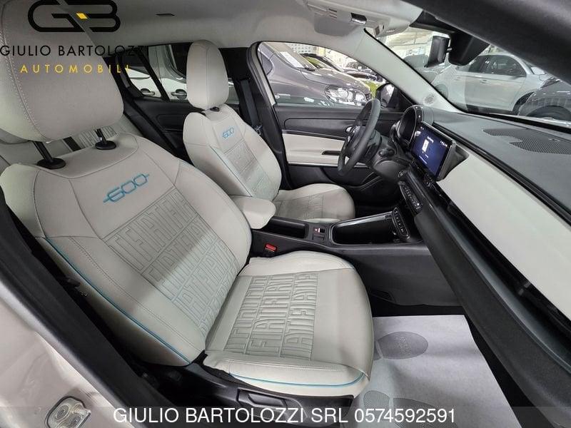 FIAT 600 1.2 Hybrid 110cv La Prima
