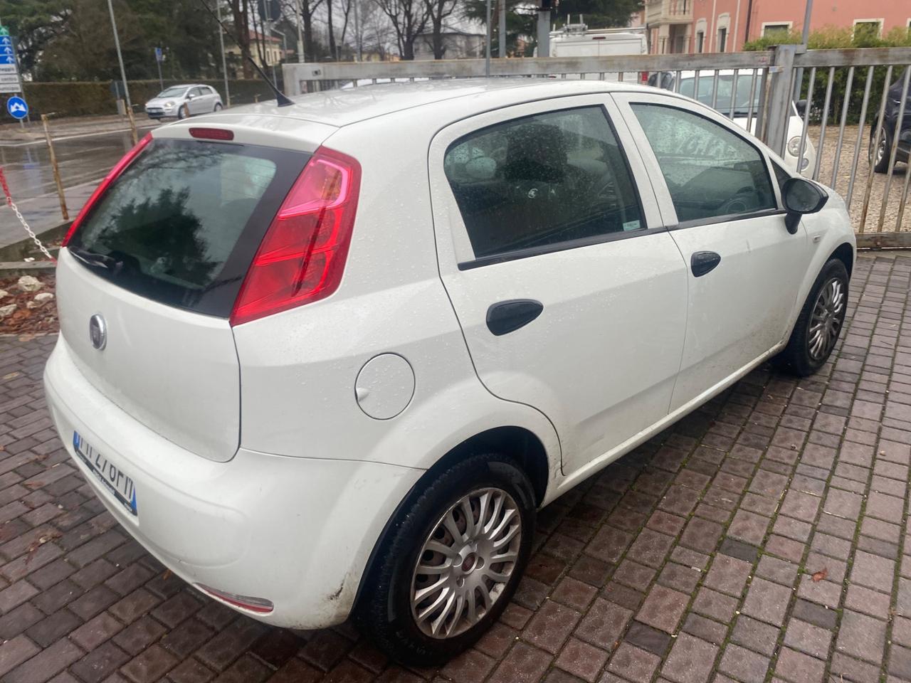 Fiat Punto 1.4 8V 5 porte Easypower Street
