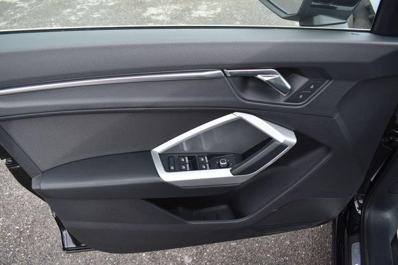 Audi Q3 Q3 35 2.0 tdi Business Advanced s-tronic