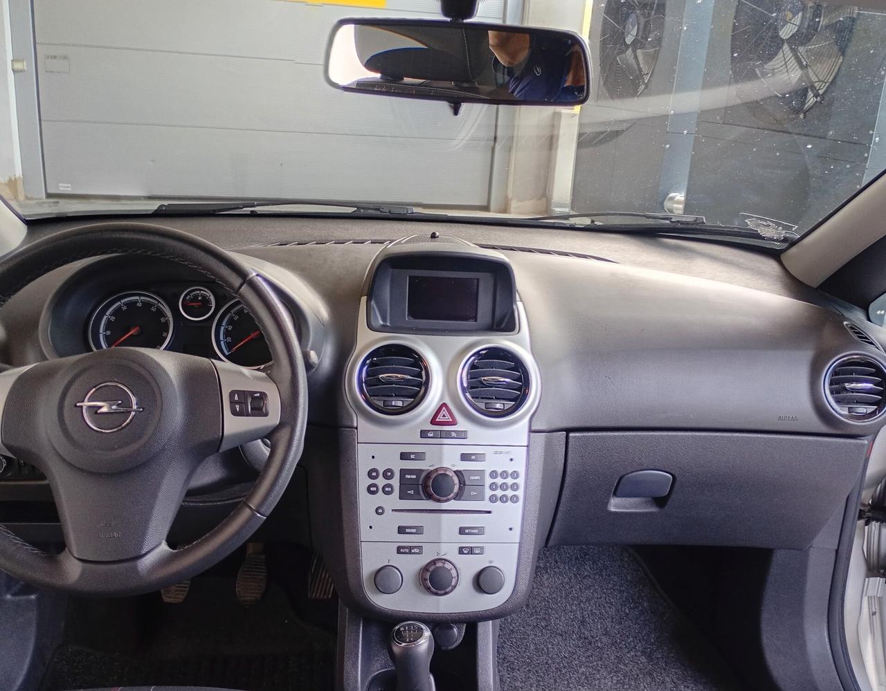 Opel Corsa 1.2 5 porte Elective