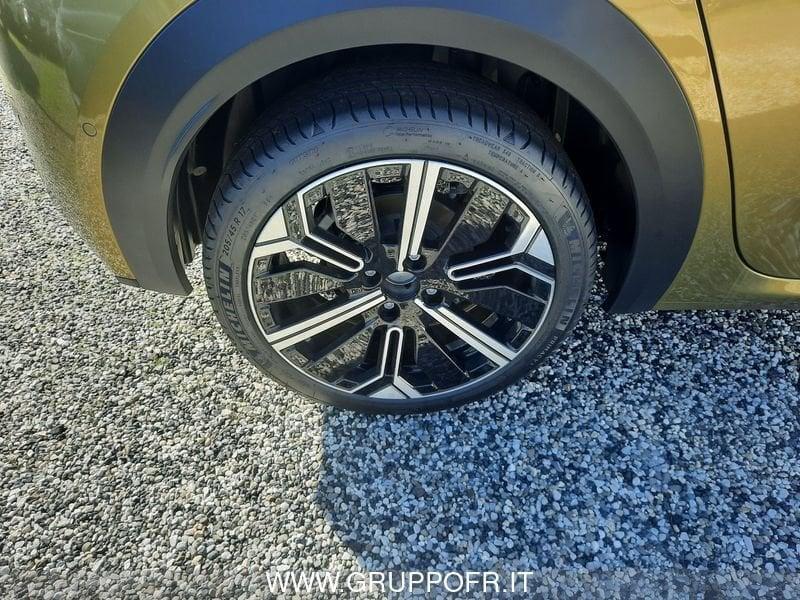 Lancia Ypsilon Hybrid e-DCT