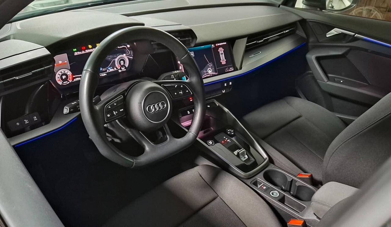 Audi A3 SPB 35 TFSI S line edition Fari full led