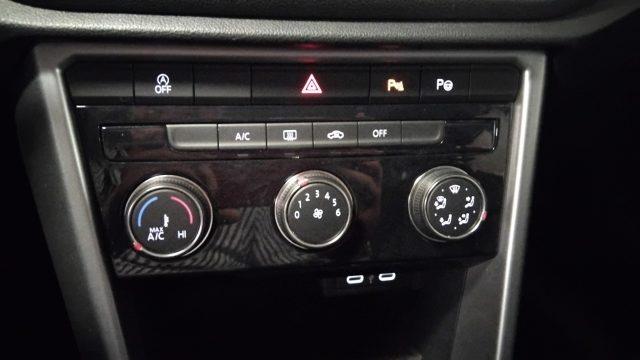 VOLKSWAGEN T-Roc 1.0 TSI Life