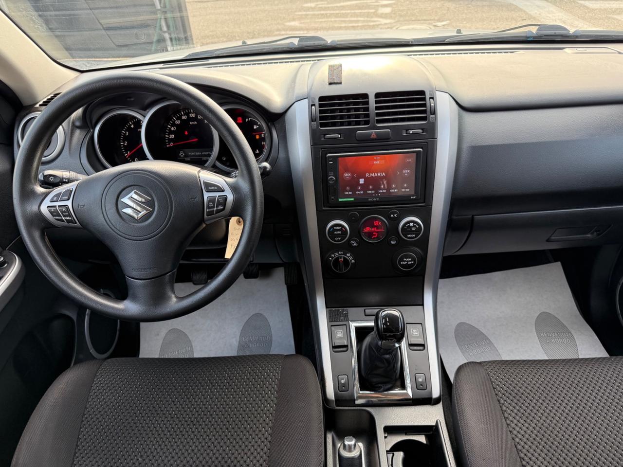 Suzuki Grand Vitara 1.9 DDiS 5P *4x4 PERLATO